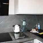 Vronis Waldhaus Adults Only Apartmanhotel