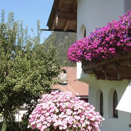 Aparthotel Vronis Waldhaus Adults Only 4*