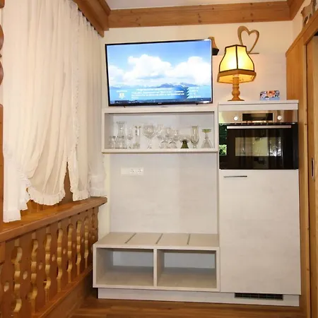 Vronis Waldhaus Adults Only 4* Майрхофен