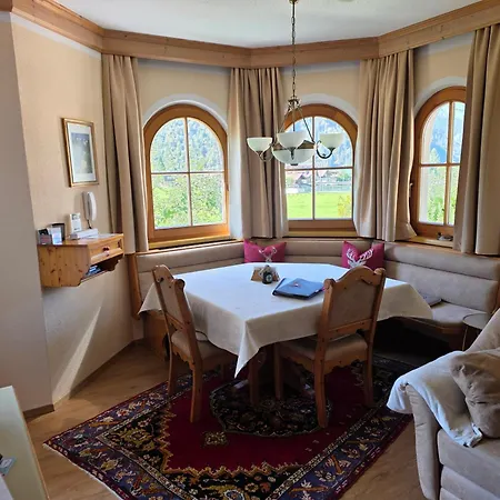 Vronis Waldhaus Adults Only 4*