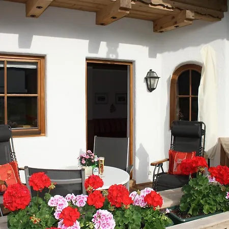 Vronis Waldhaus Adults Only 4*