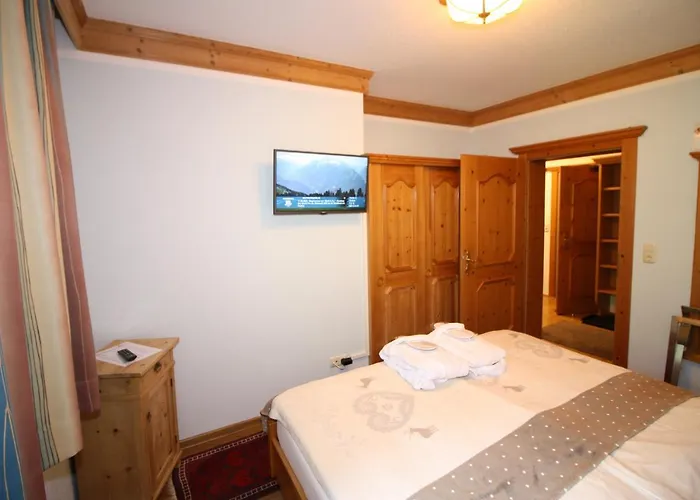 Vronis Waldhaus Adults Only Apartahotel Mayrhofen