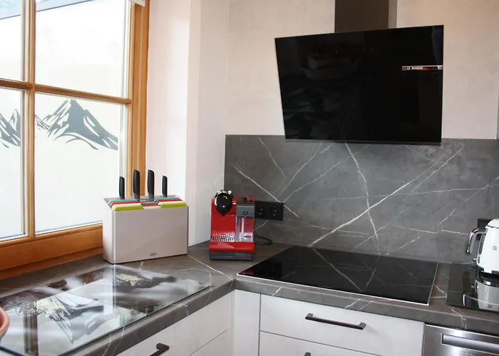 Vronis Waldhaus Adults Only 4*