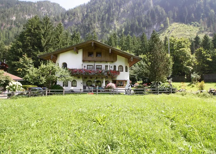 Vronis Waldhaus Adults Only Ξενοδοχείο με διαμερίσματα 4*