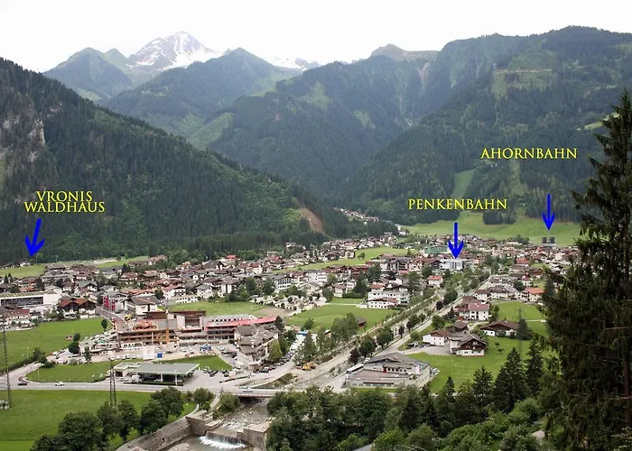 Apartahotel Vronis Waldhaus Adults Only