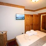 Vronis Waldhaus Adults Only Aparthotel Mayrhofen
