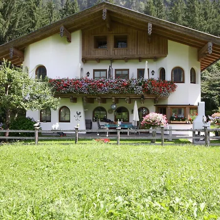 Vronis Waldhaus Adults Only